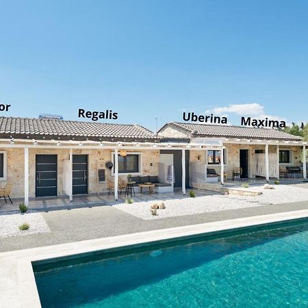 "Four Olives" Luxury Rooms, Afitos #Feelslikehome Buitenkant foto