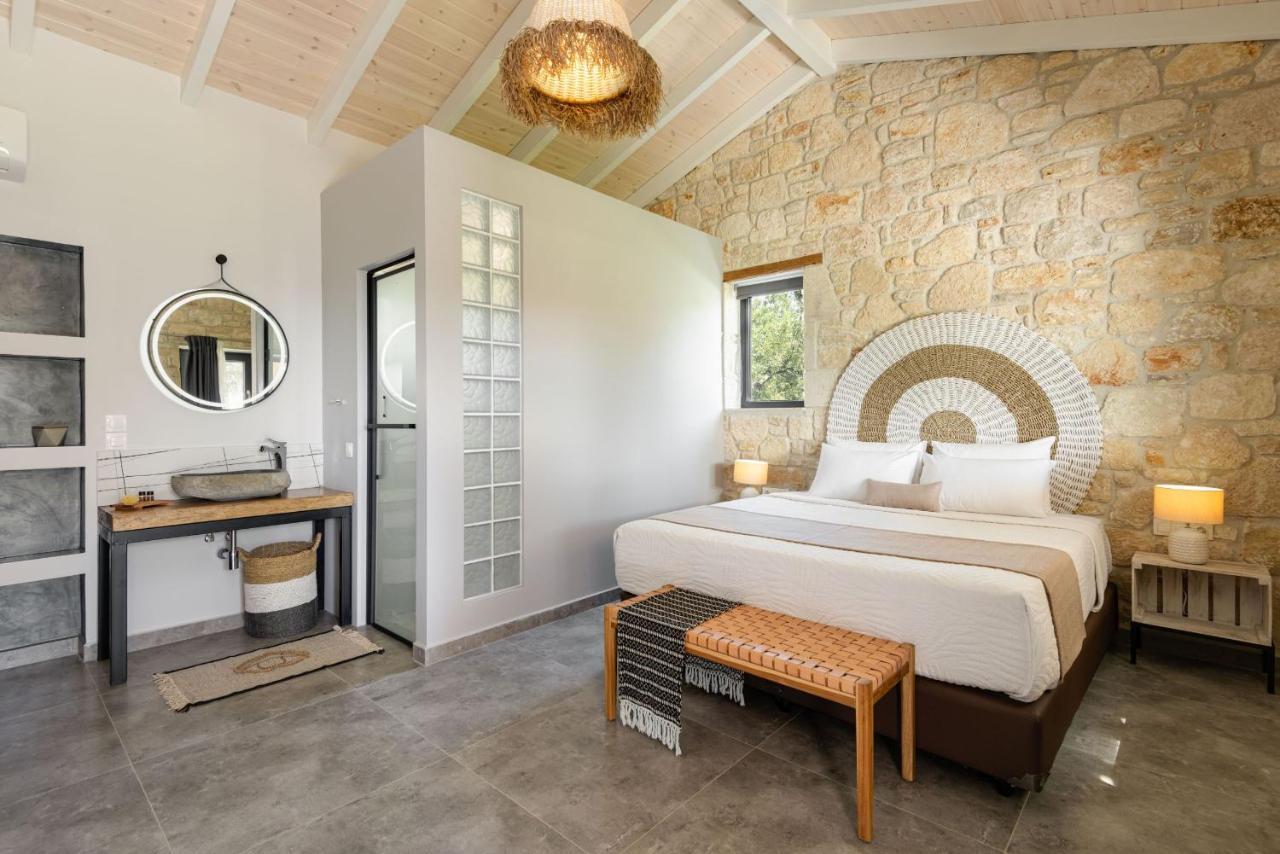 "Four Olives" Luxury Rooms, Afitos #Feelslikehome Buitenkant foto