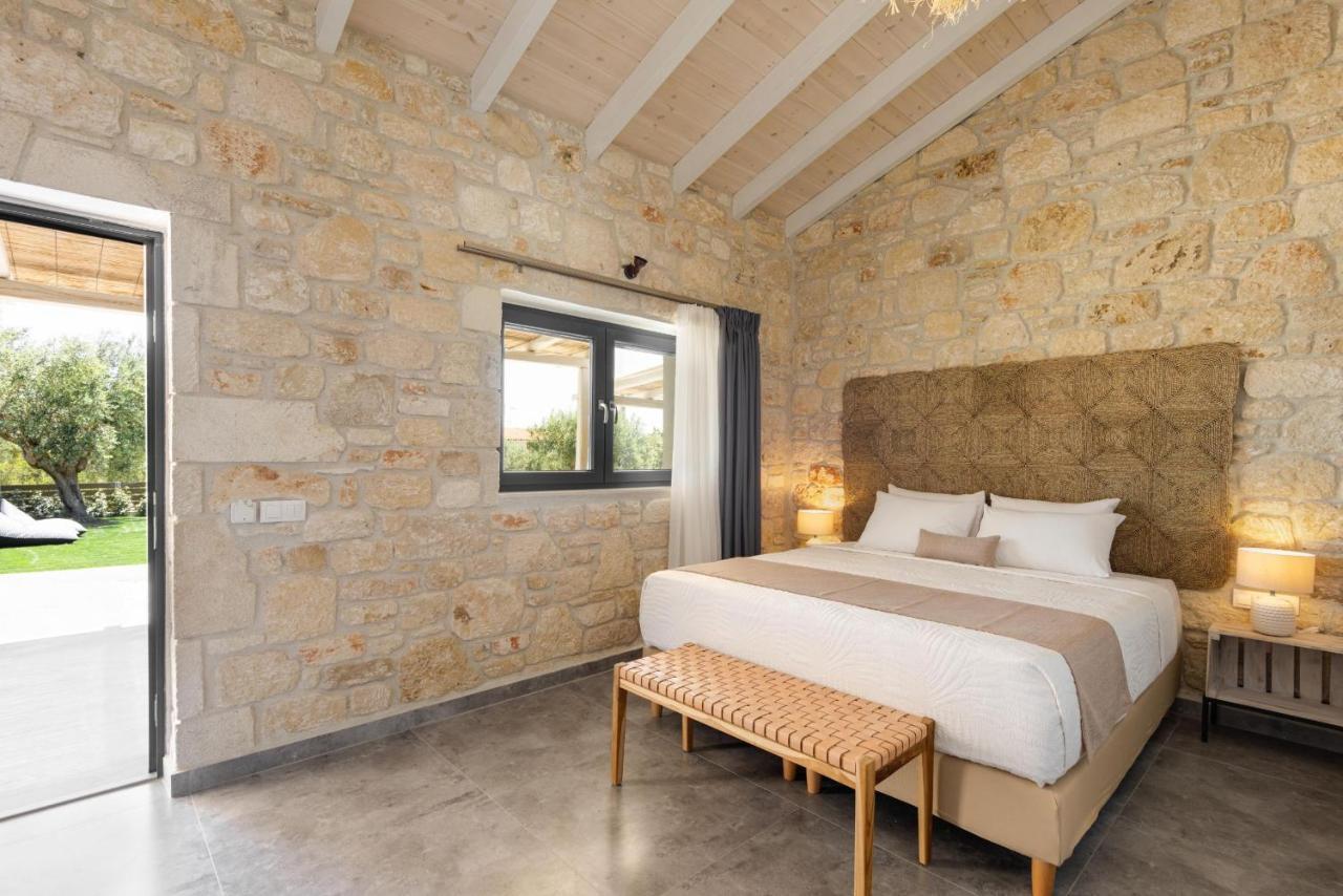 "Four Olives" Luxury Rooms, Afitos #Feelslikehome Buitenkant foto