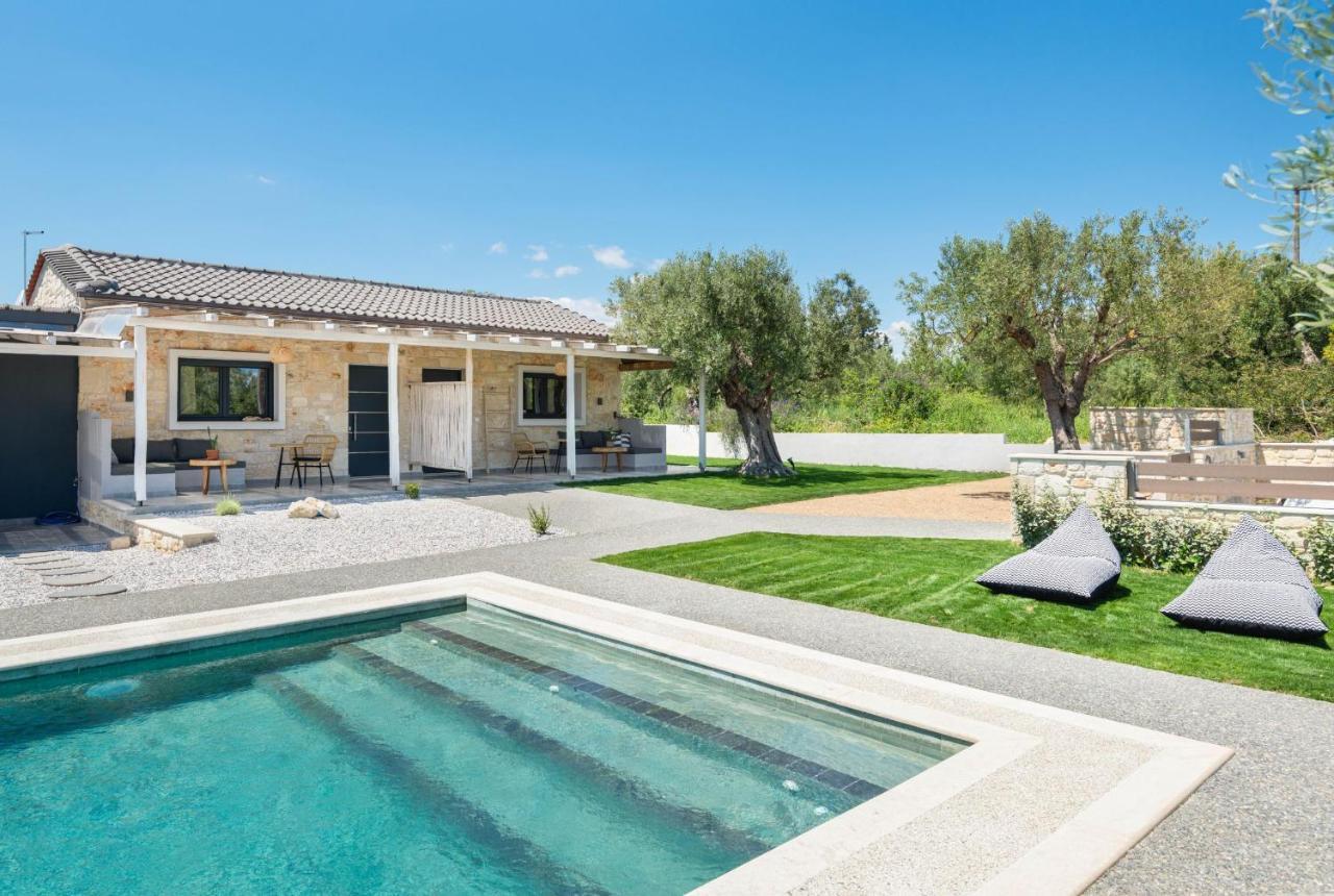 "Four Olives" Luxury Rooms, Afitos #Feelslikehome Buitenkant foto