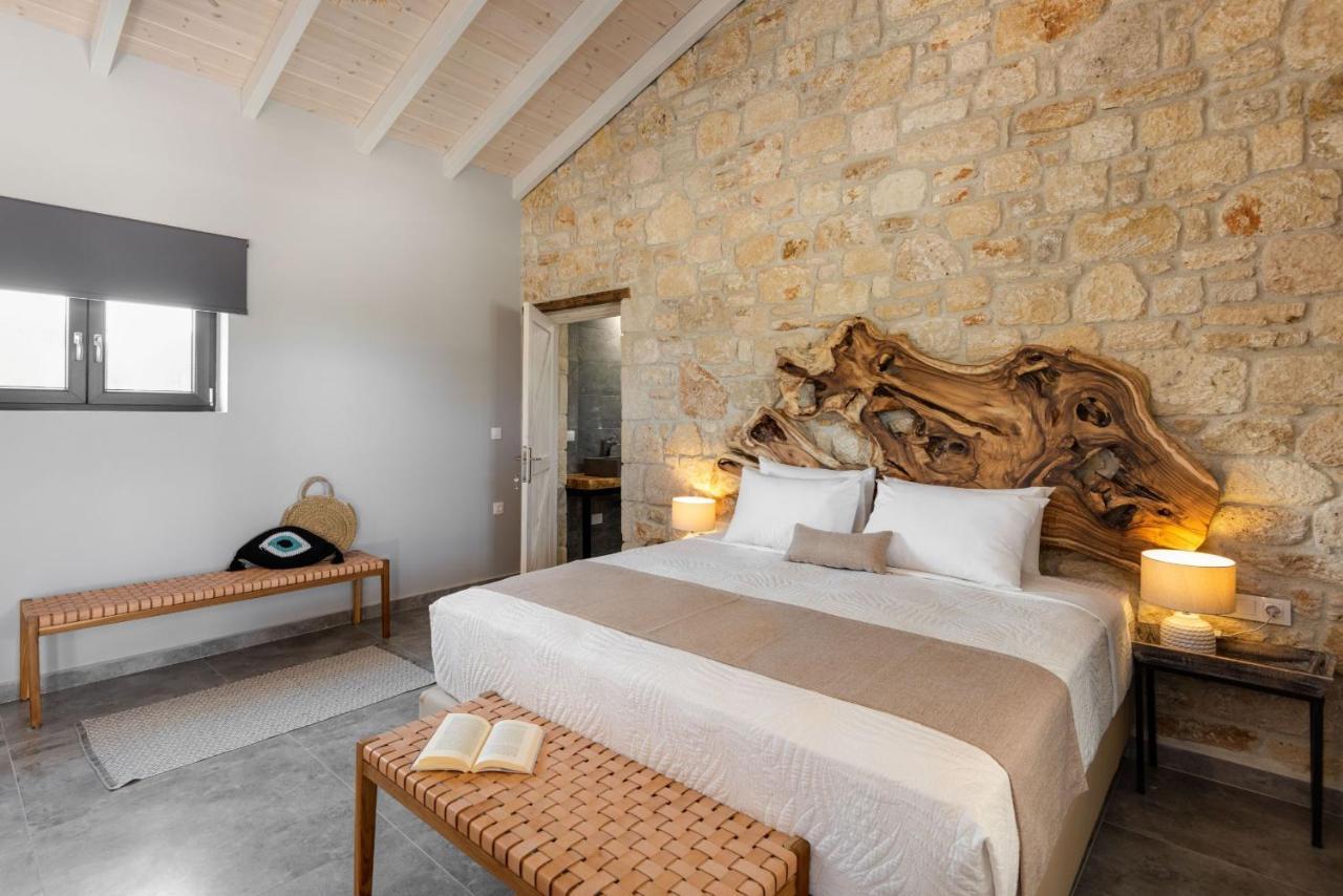"Four Olives" Luxury Rooms, Afitos #Feelslikehome Buitenkant foto