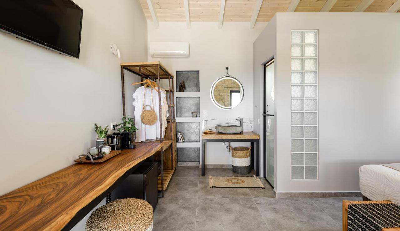 "Four Olives" Luxury Rooms, Afitos #Feelslikehome Buitenkant foto