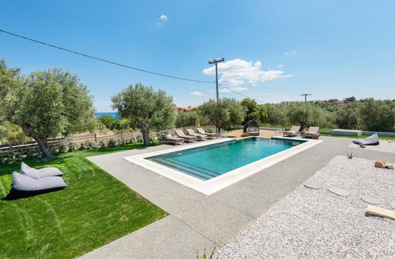 "Four Olives" Luxury Rooms, Afitos #Feelslikehome Buitenkant foto